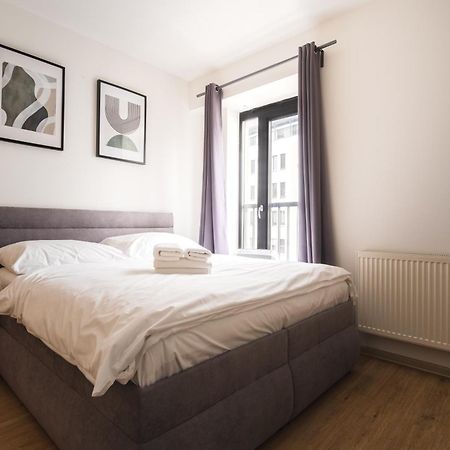Charming & Cozy Ambiente Apartments Bratislava Bagian luar foto