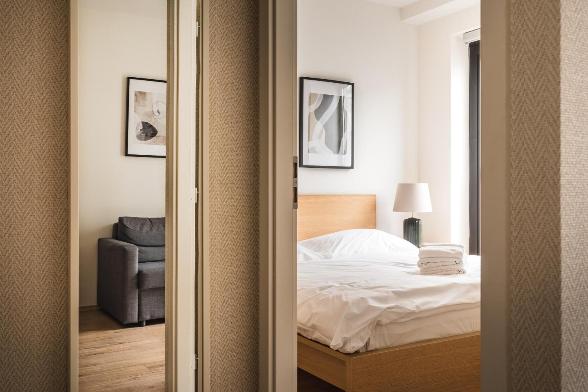 Charming & Cozy Ambiente Apartments Bratislava Bagian luar foto