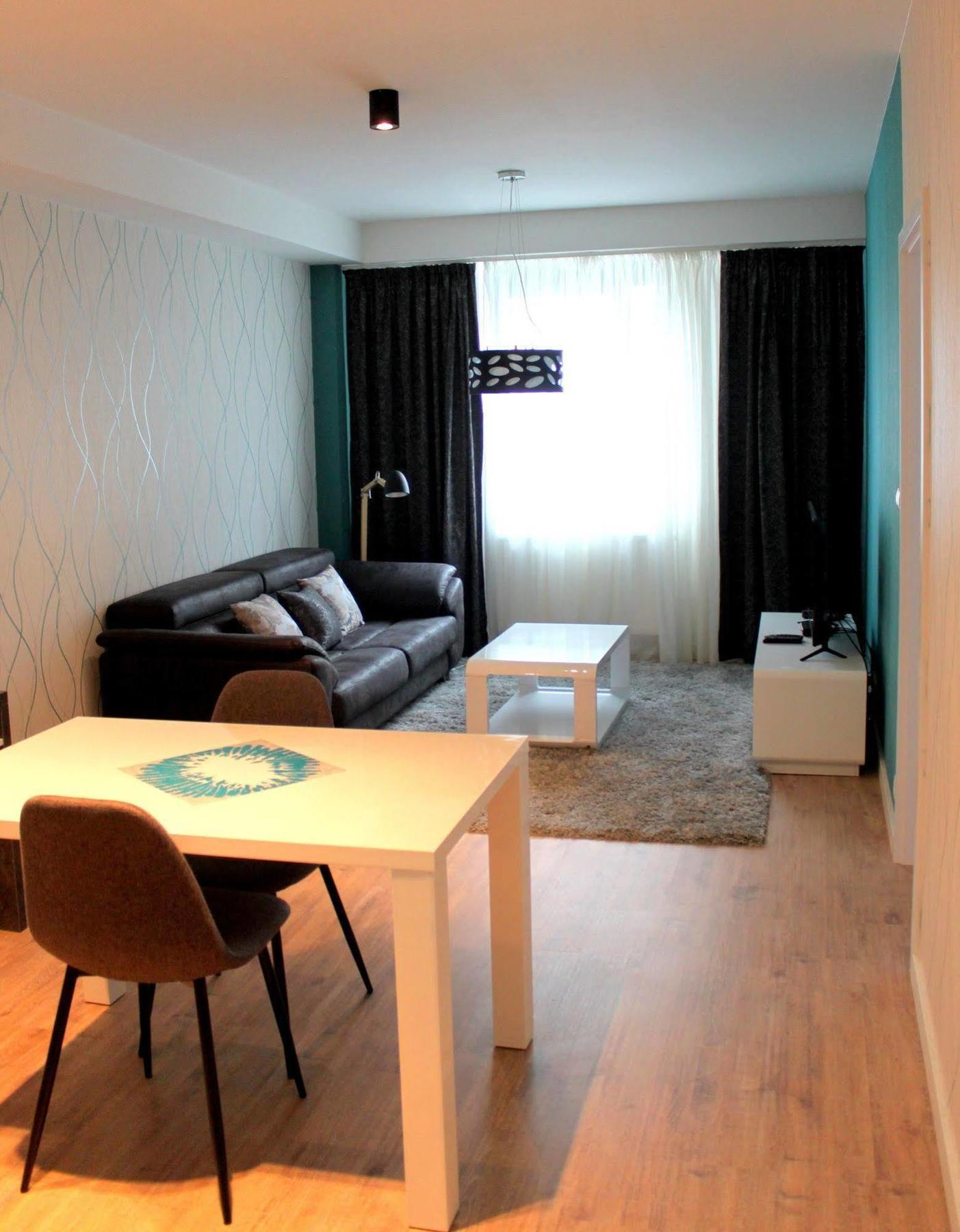Charming & Cozy Ambiente Apartments Bratislava Bagian luar foto