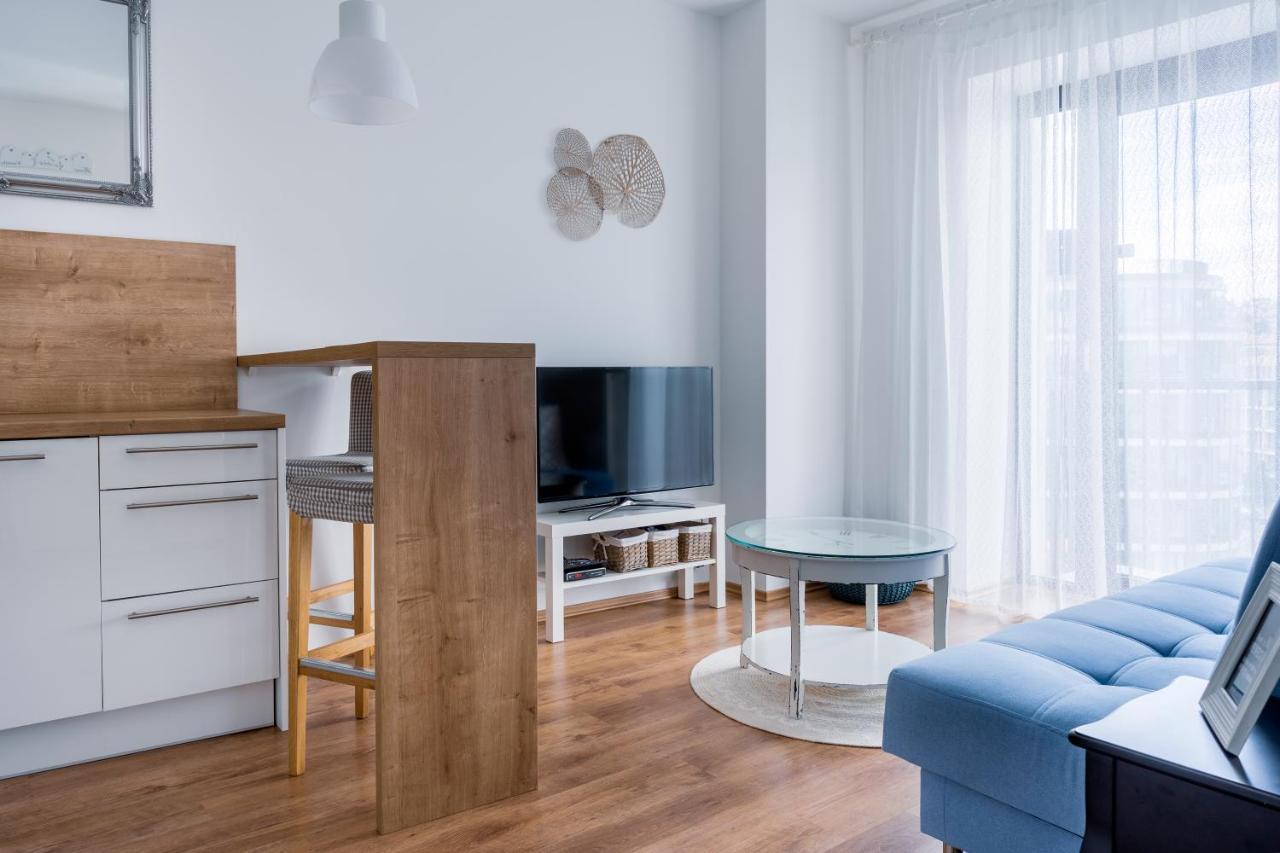 Charming & Cozy Ambiente Apartments Bratislava Bagian luar foto